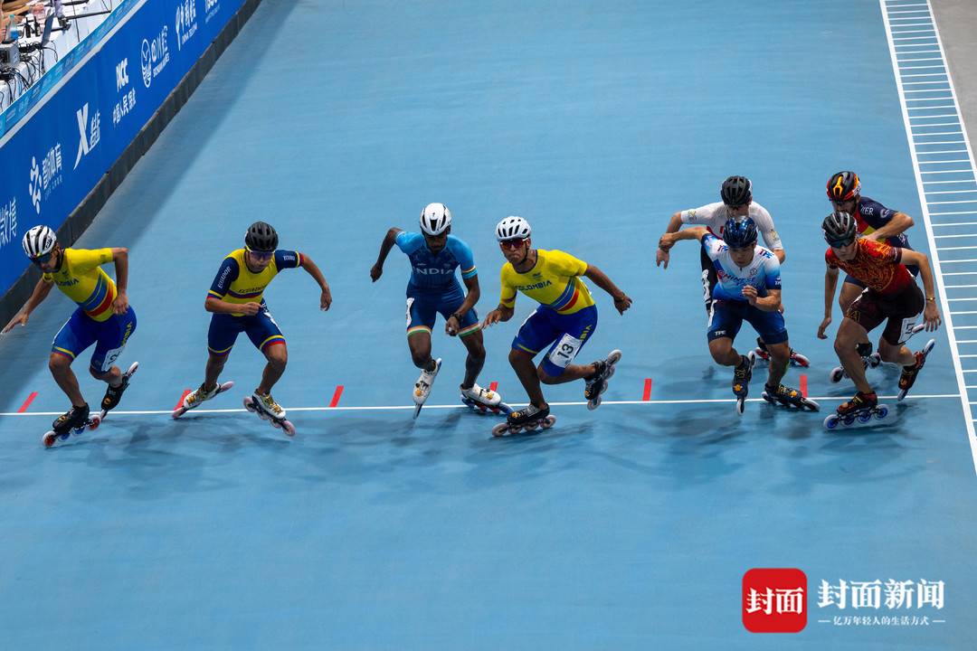 在前一天的, 他连续入选