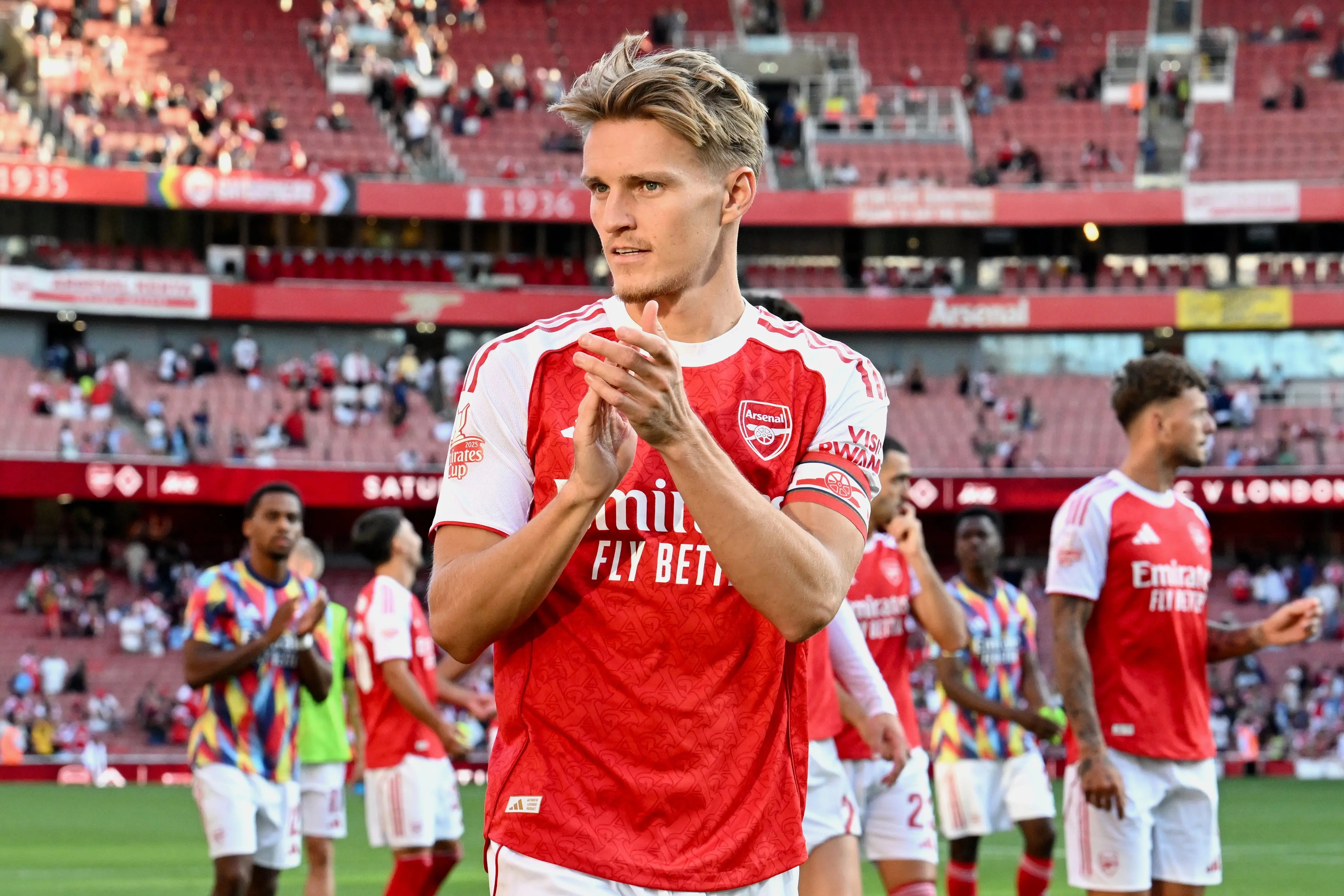 阿森纳的防, div, 拥有足够射