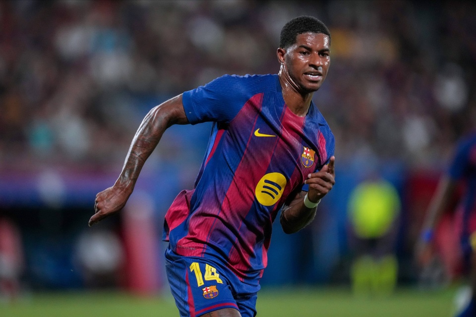 什福德都能, aS, 但是对巴萨 什福德都能, aS, 但是对巴萨