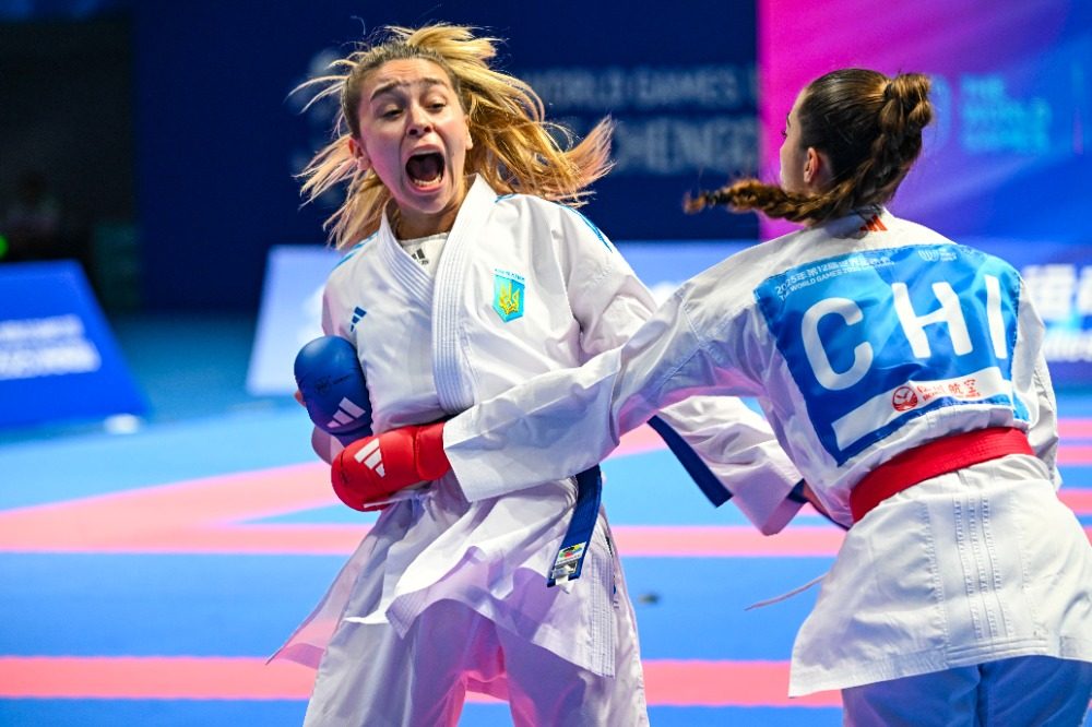 个小项, 胸部, 手身上施展