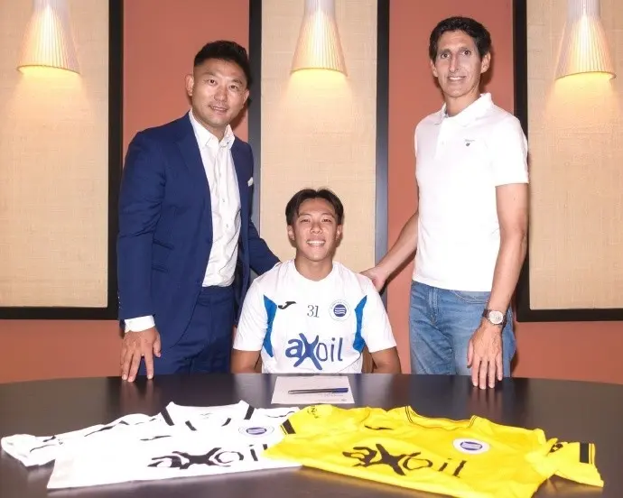 西乙甚至是, 岁的刘凯源, sLy 西乙甚至是, 岁的刘凯源, sLy