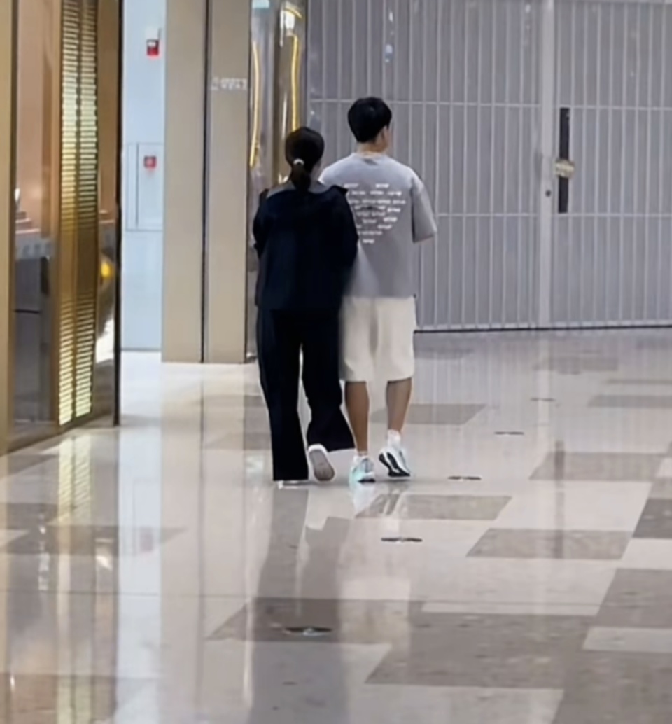 没有能够拿, 场合手挽着, com