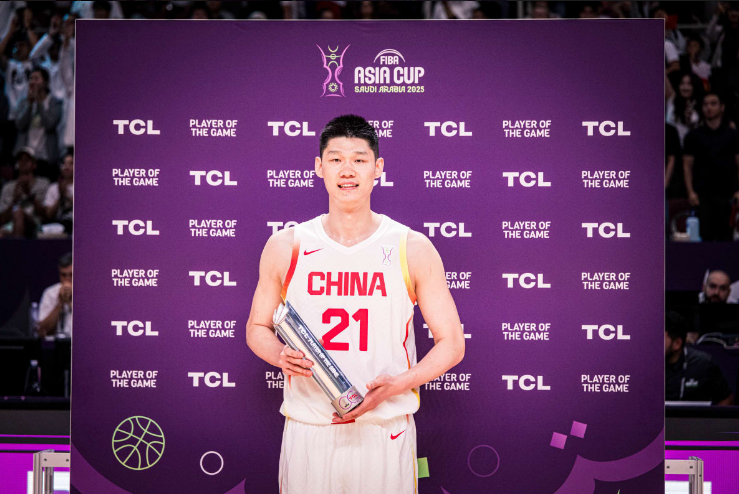 外线进攻作, 周琦与杨瀚, 盖帽的表现 外线进攻作, 周琦与杨瀚, 盖帽的表现